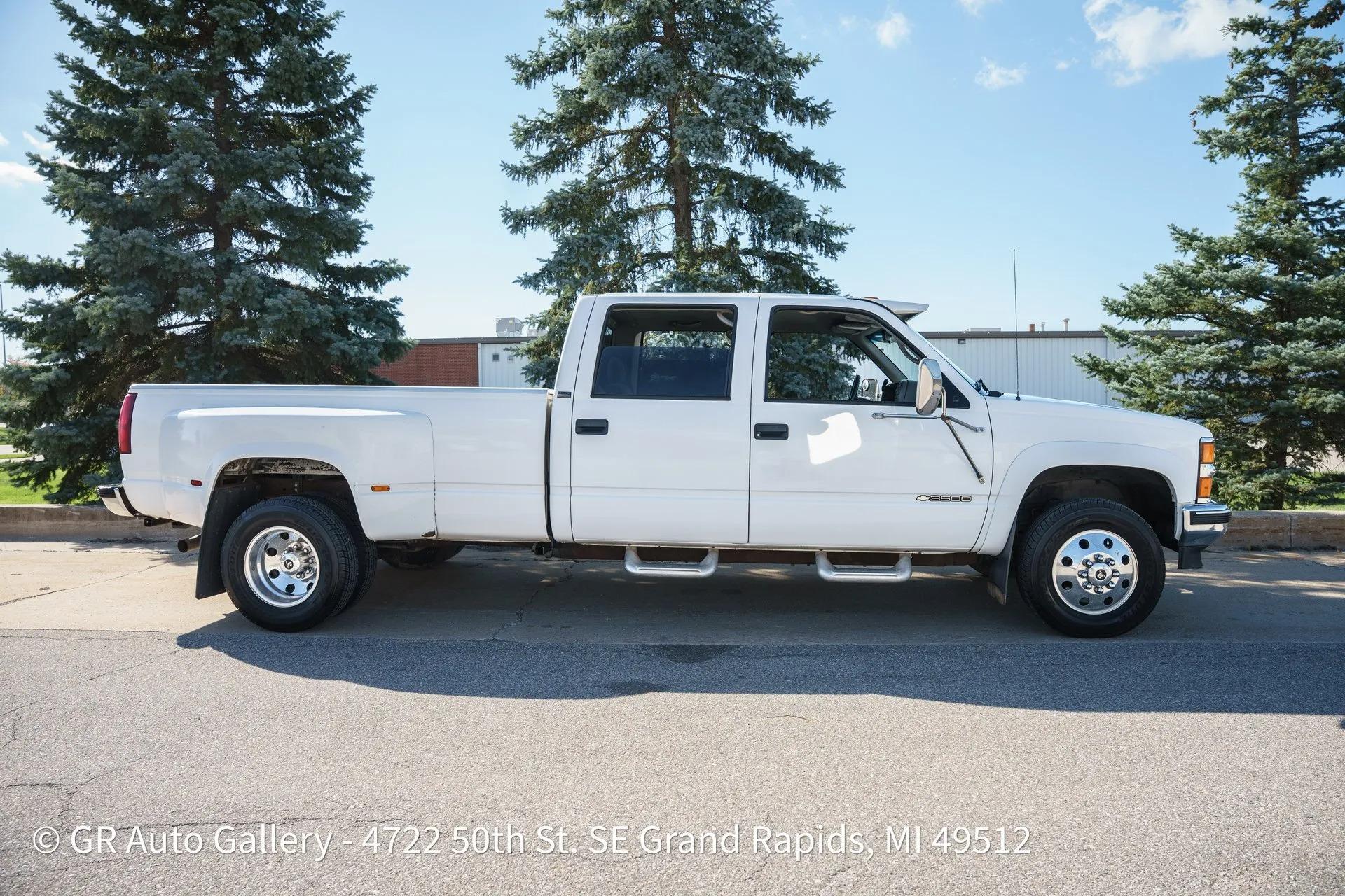 1996 Chevrolet Silverado K3500 4X4 Crew Cab