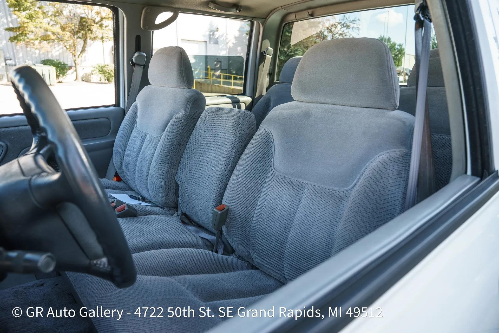 1996 Chevrolet Silverado K3500 4X4 Crew Cab