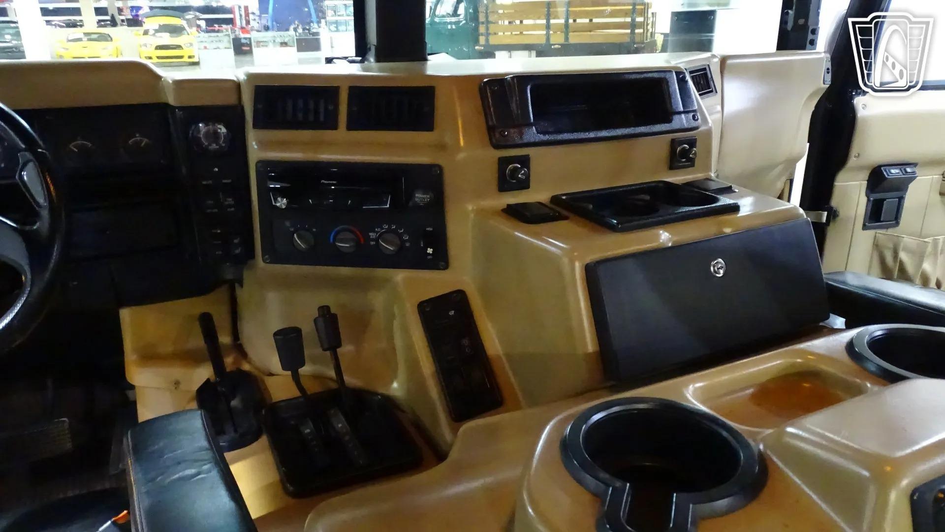2001 Am General Hummer H1