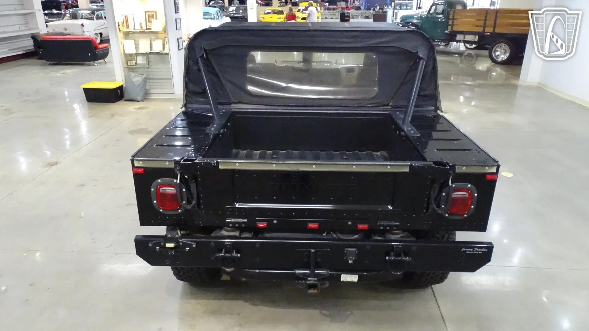 2001 Am General Hummer H1