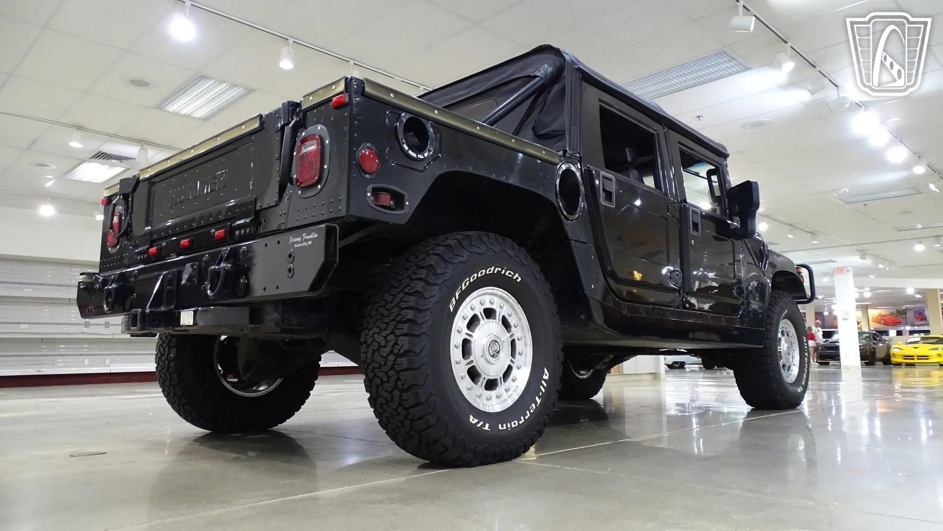2001 Am General Hummer H1