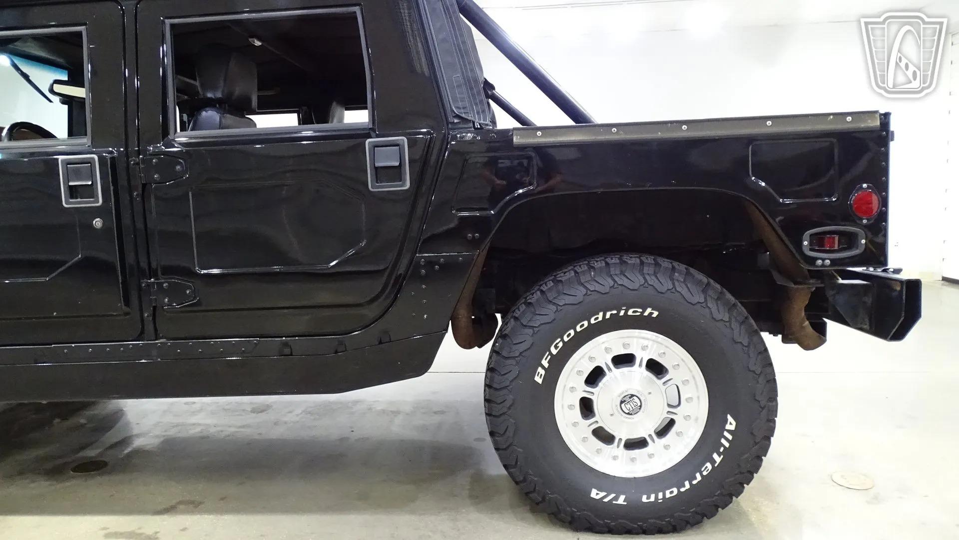 2001 Am General Hummer H1