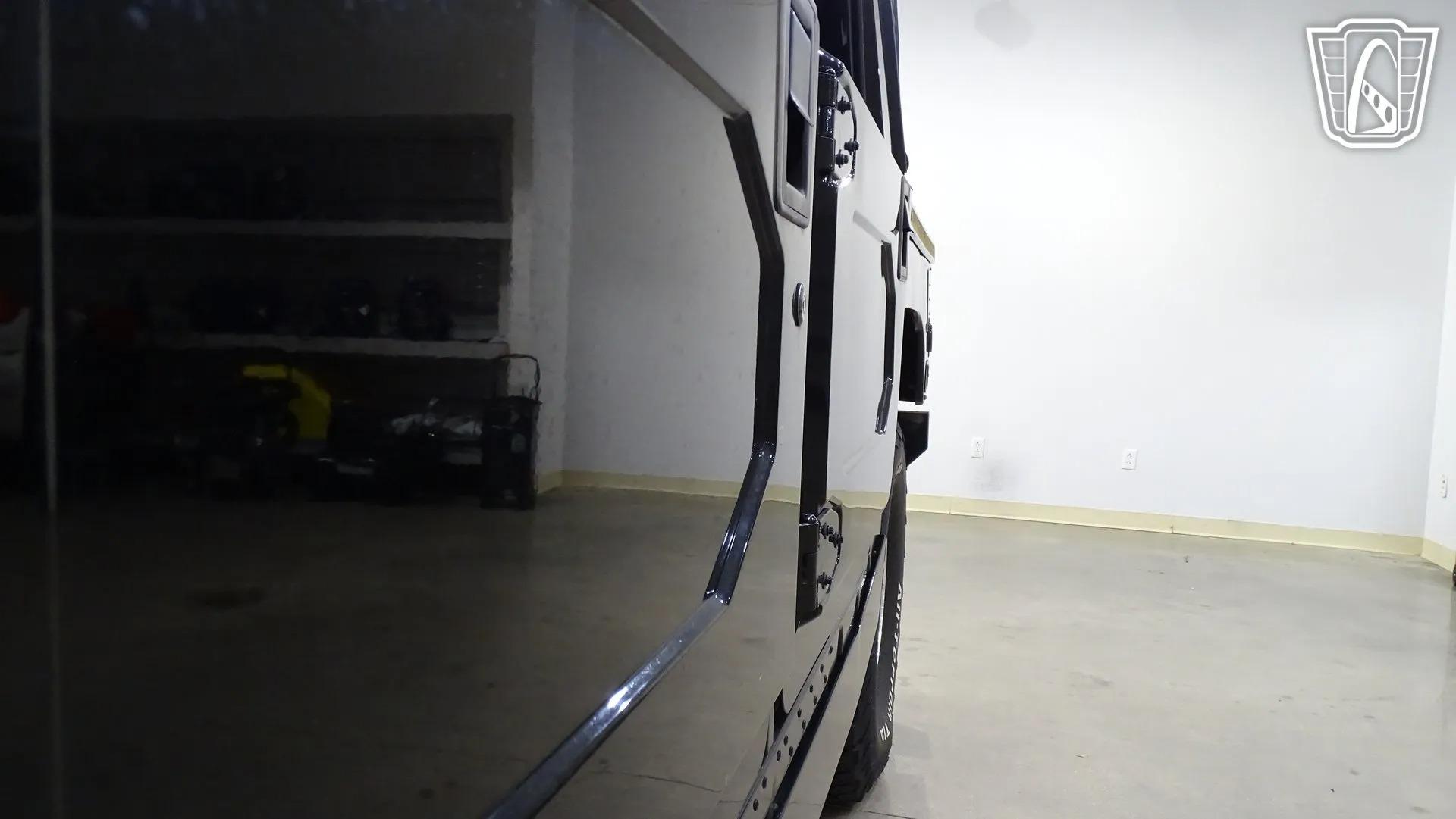 2001 Am General Hummer H1