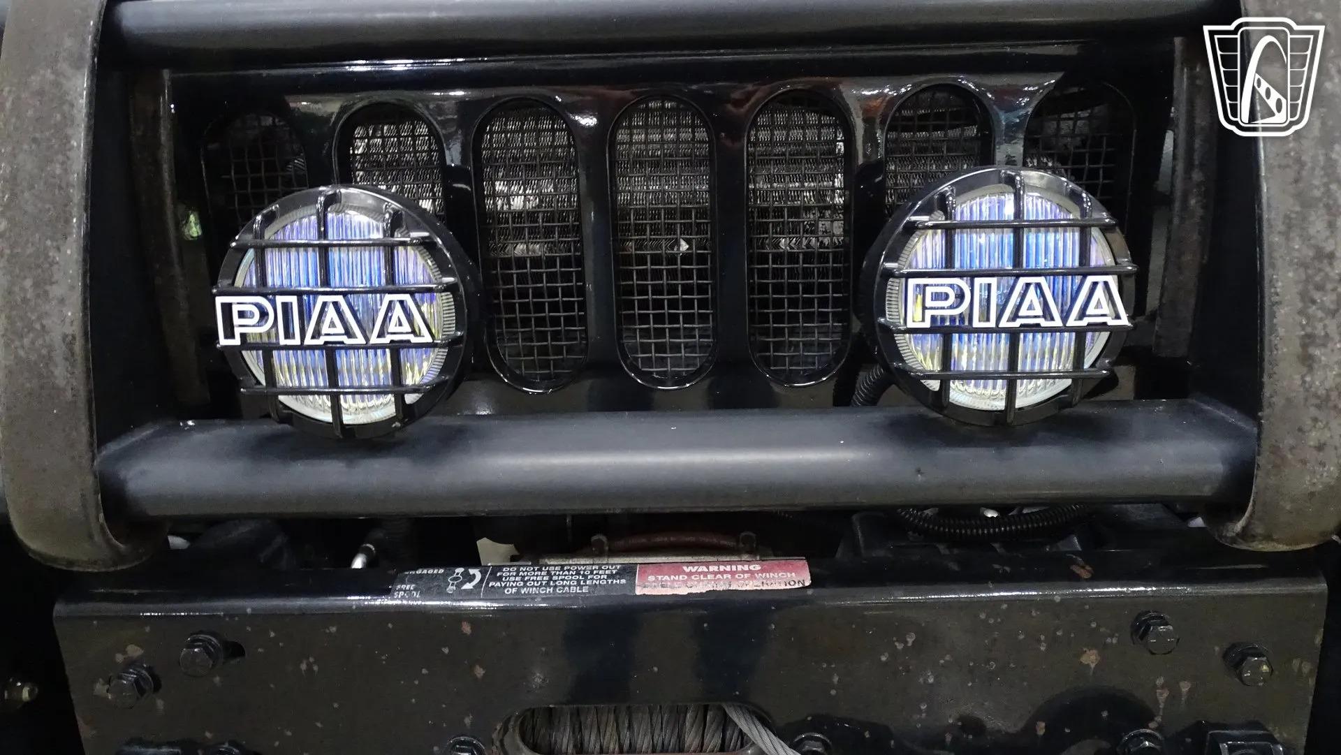 2001 Am General Hummer H1