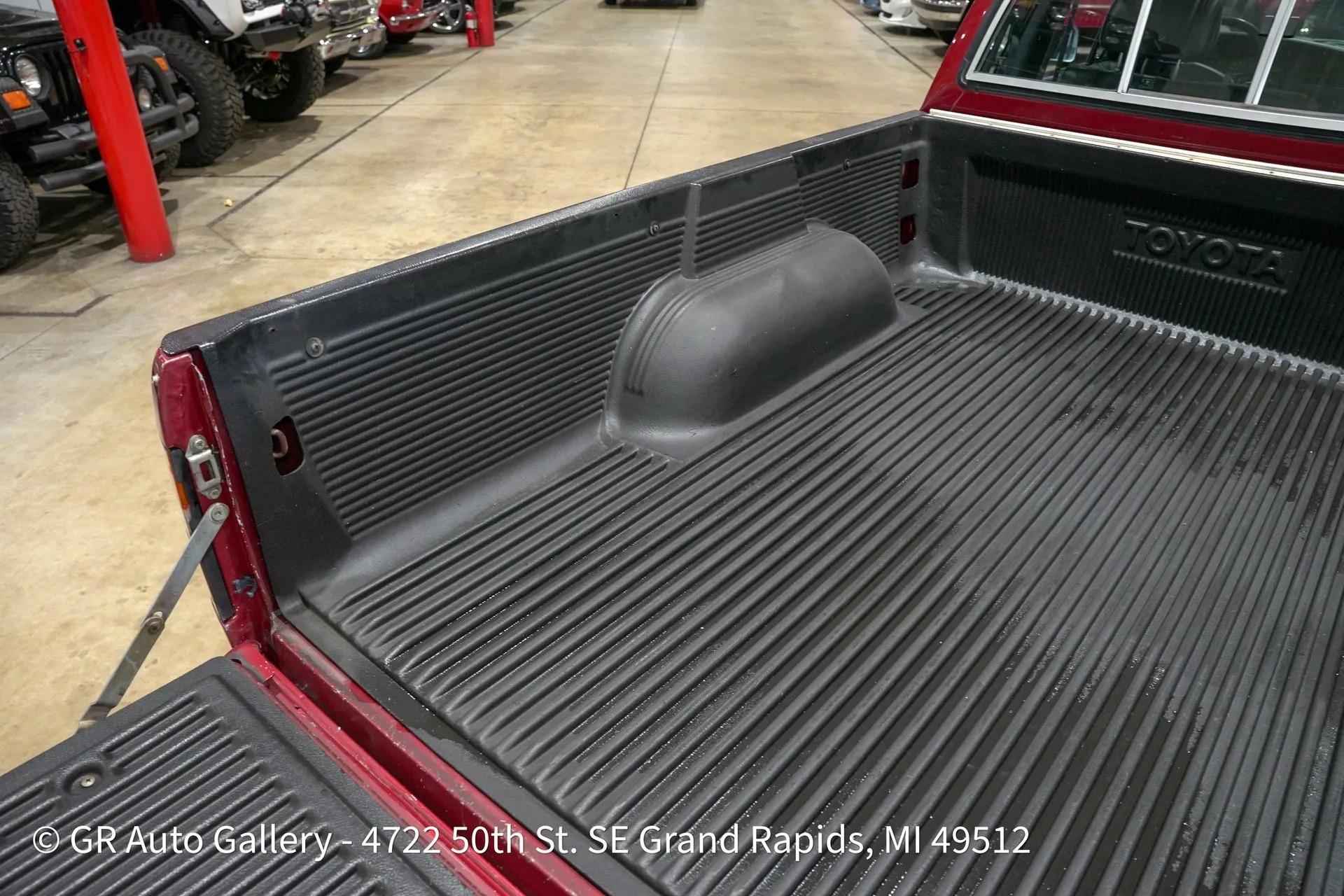 1993 Toyota Pickup Deluxe