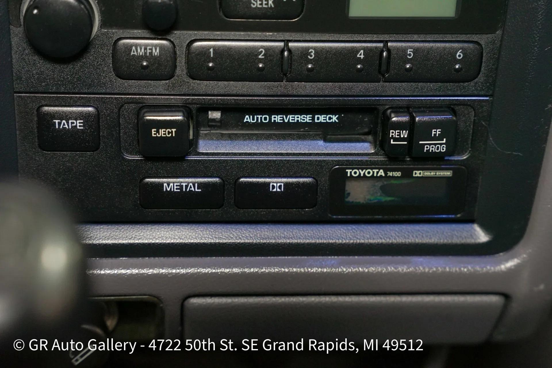 1993 Toyota Pickup Deluxe