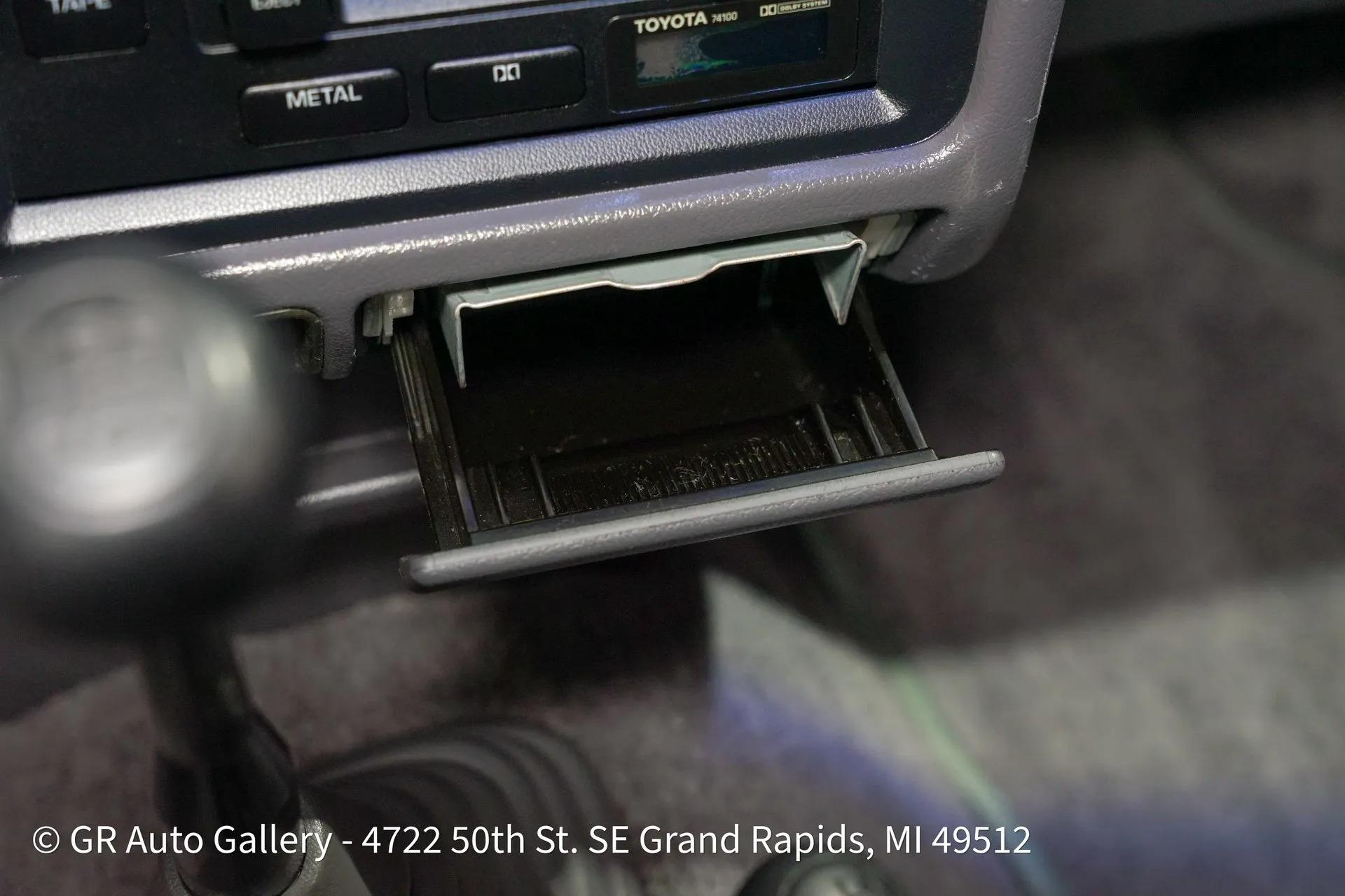 1993 Toyota Pickup Deluxe