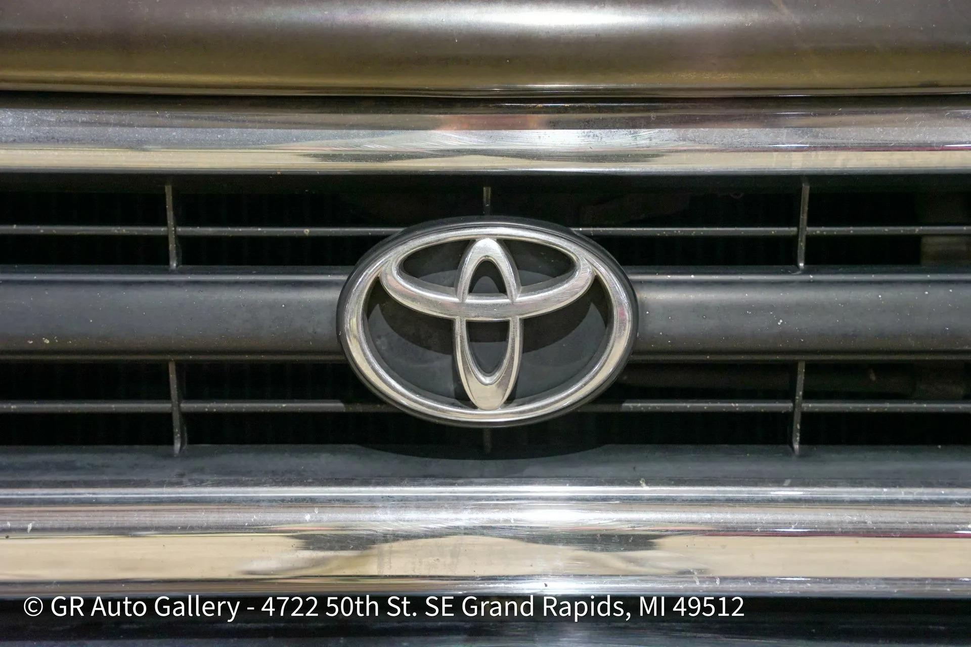 1993 Toyota Pickup Deluxe