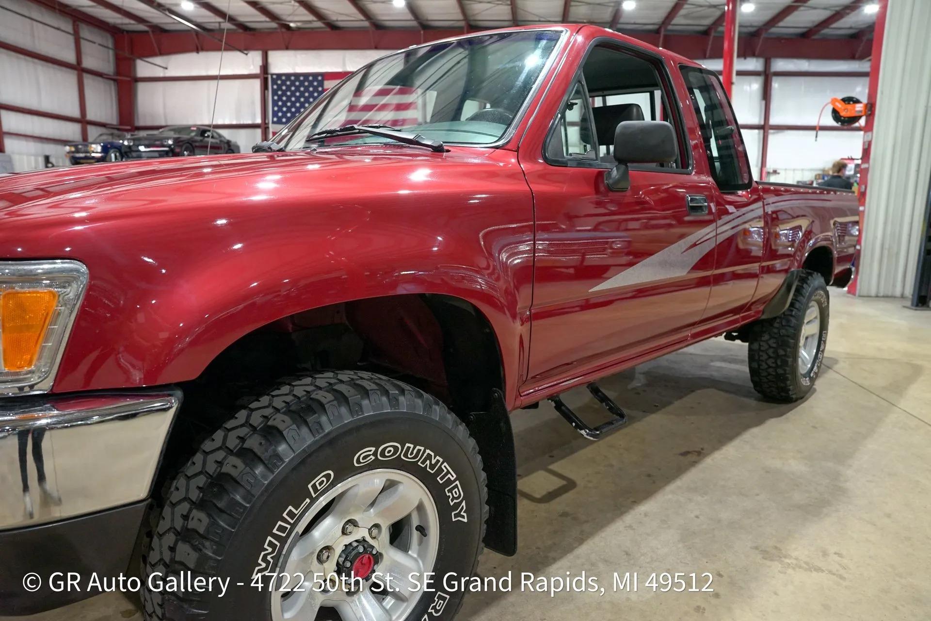 1993 Toyota Pickup Deluxe