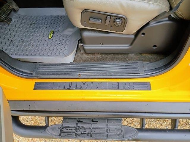 2005 HUMMER H2