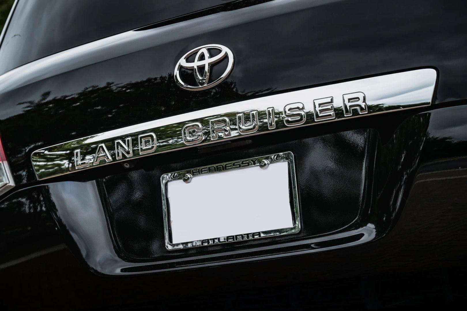 2014 Toyota Land Cruiser