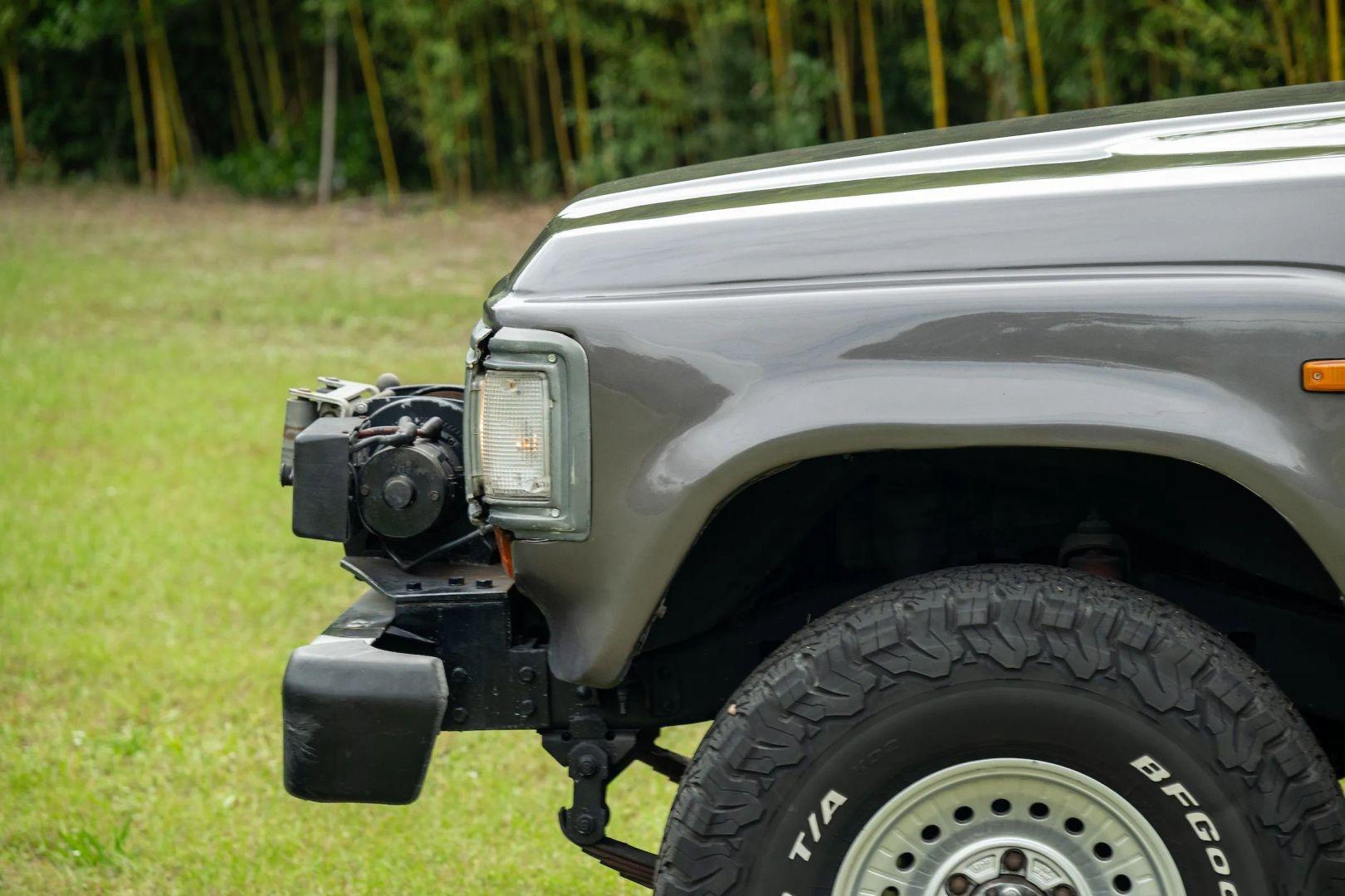 1989 TOYOTA LAND CRUISER HJ61