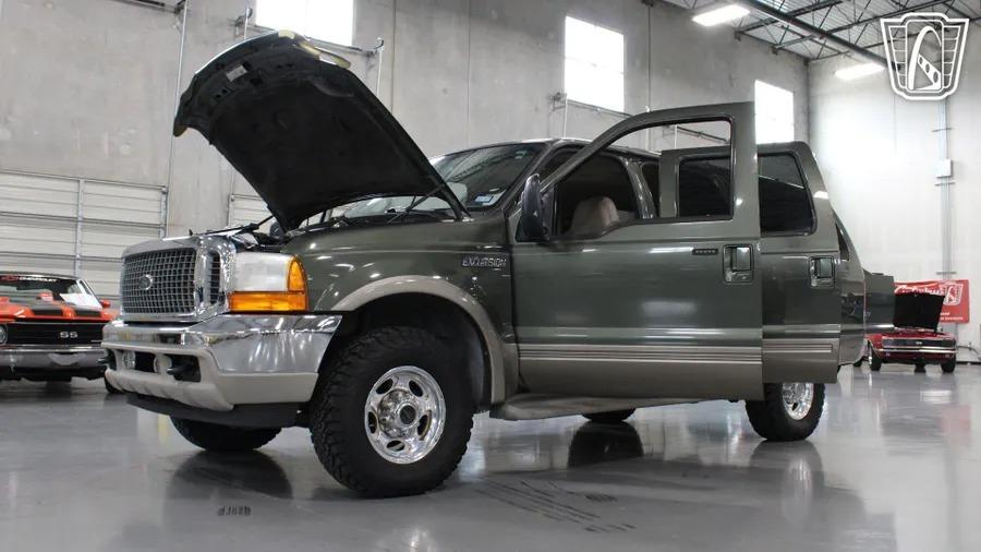 2001 Ford Excursion Eddie Bauer