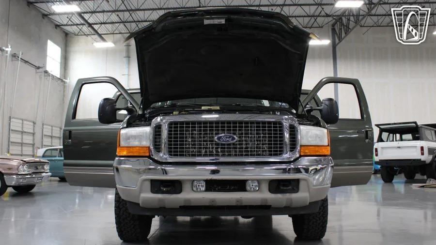 2001 Ford Excursion Eddie Bauer