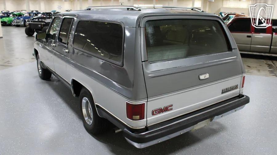 1990 GMC Suburban - 4