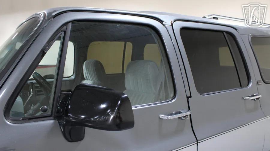 1990 GMC Suburban