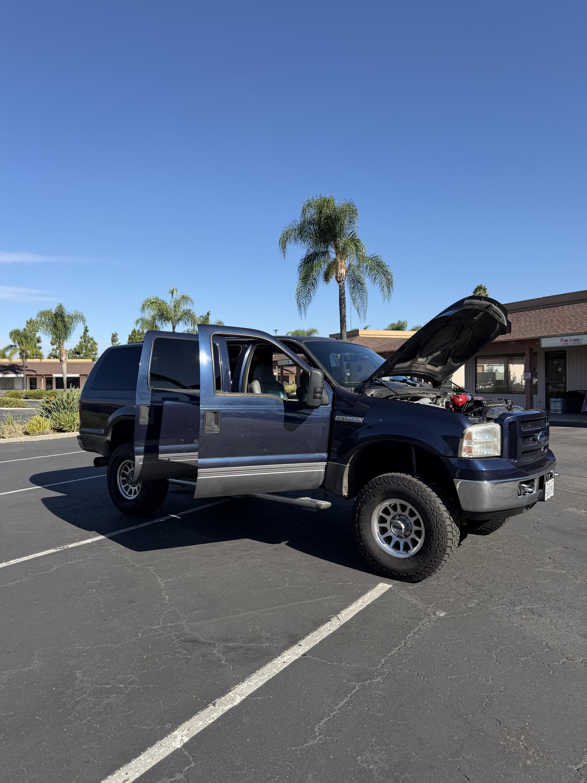 2005 Ford Excursion Limited