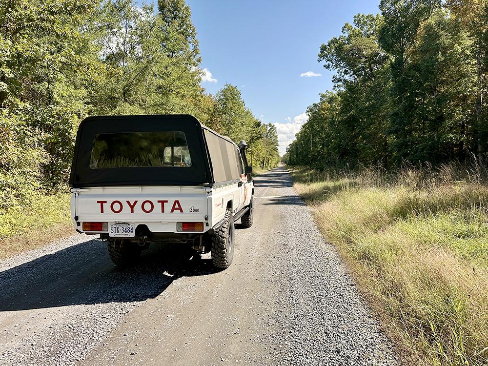 1989 Toyota Land Cruiser HZJ79/FJ62 Hybrid - 4