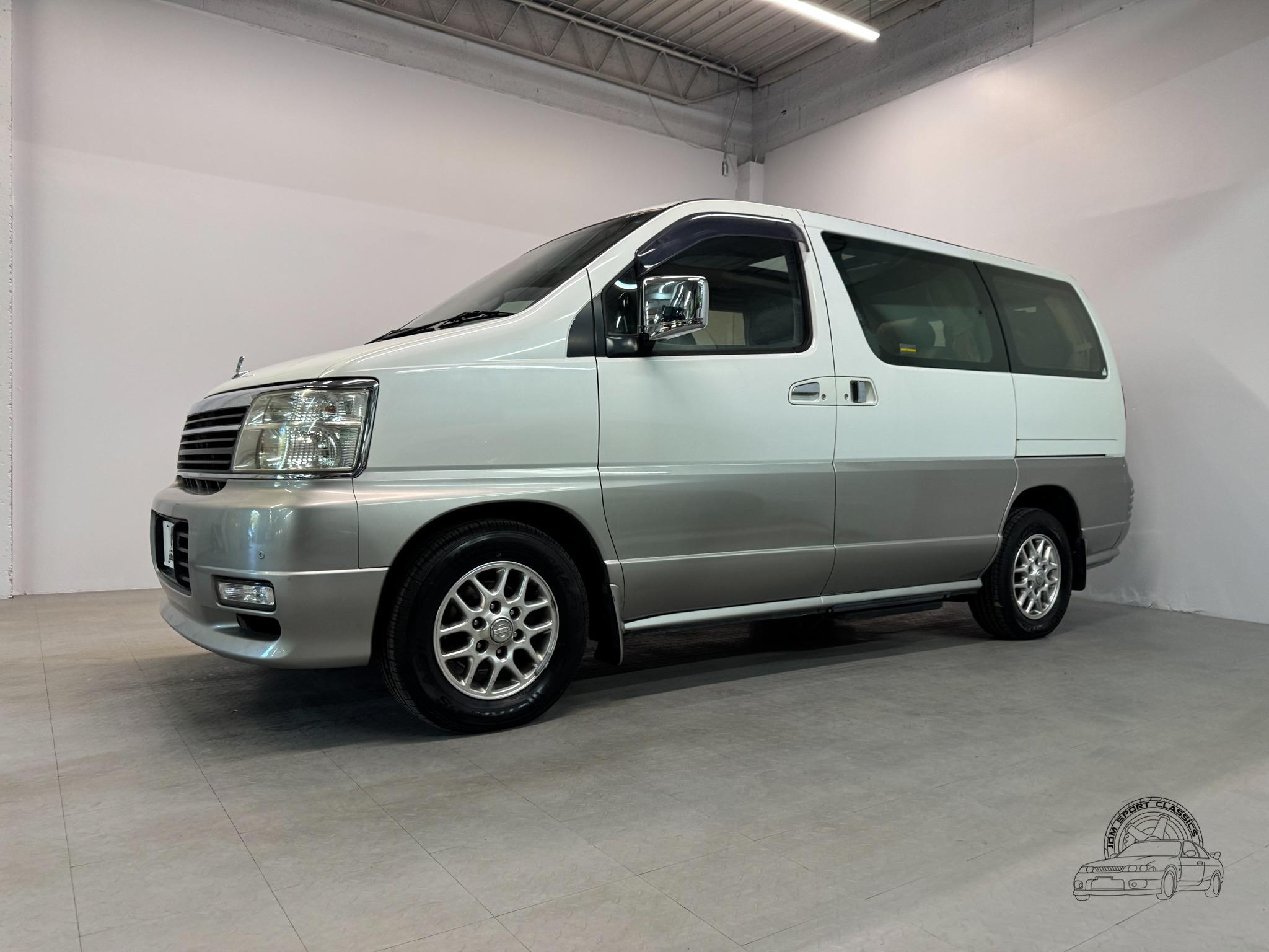 2001 Nissan Elgrand 4WD X Limited