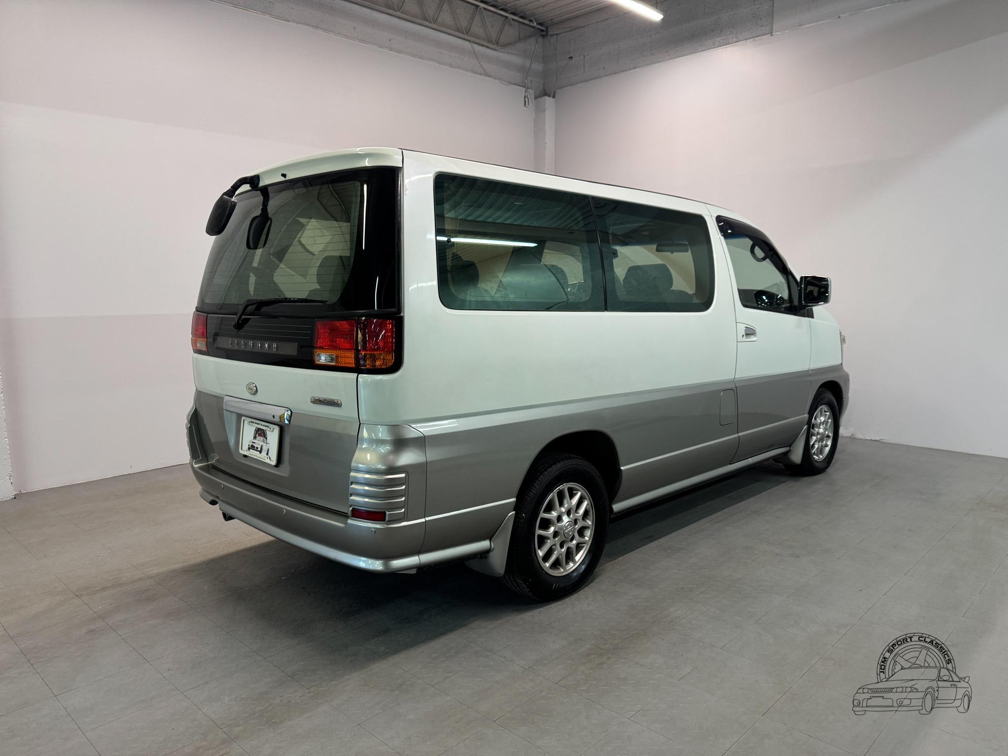 2001 Nissan Elgrand 4WD X Limited