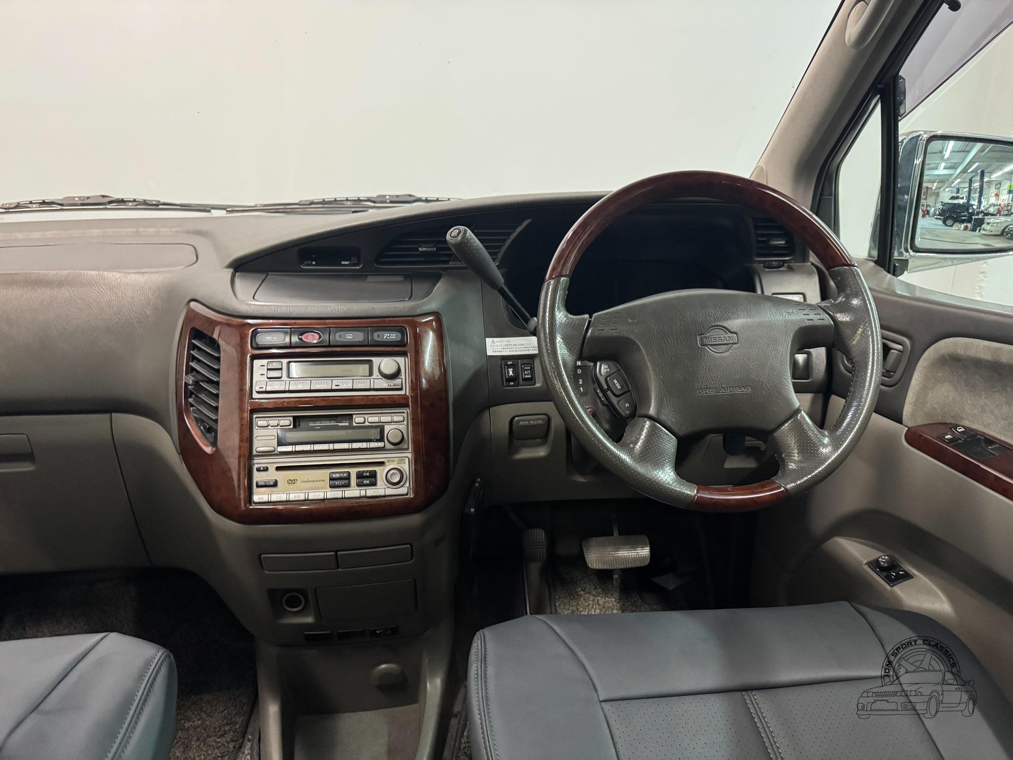 2001 Nissan Elgrand 4WD X Limited