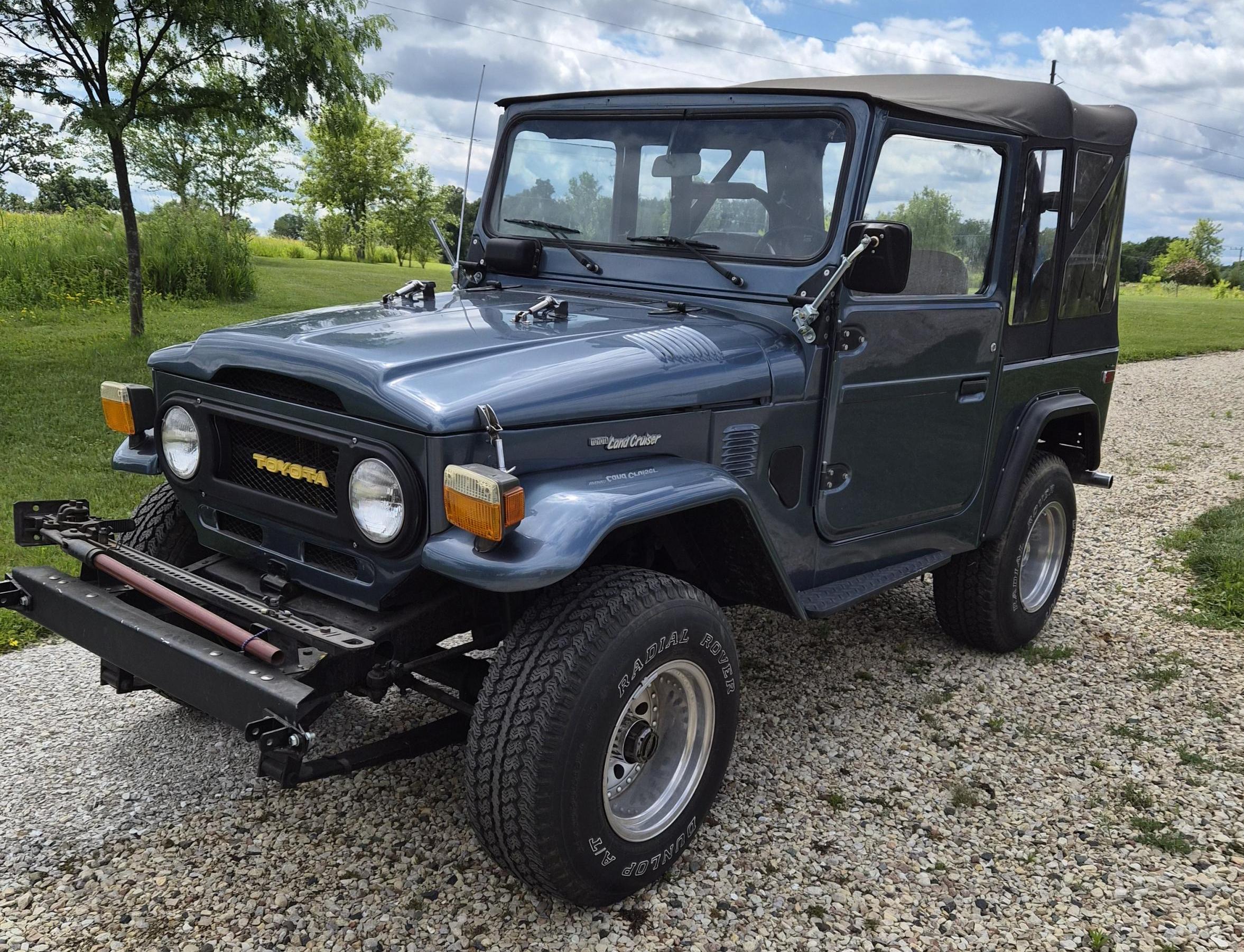 1976 Toyota Land Cruiser FJ40 - 3