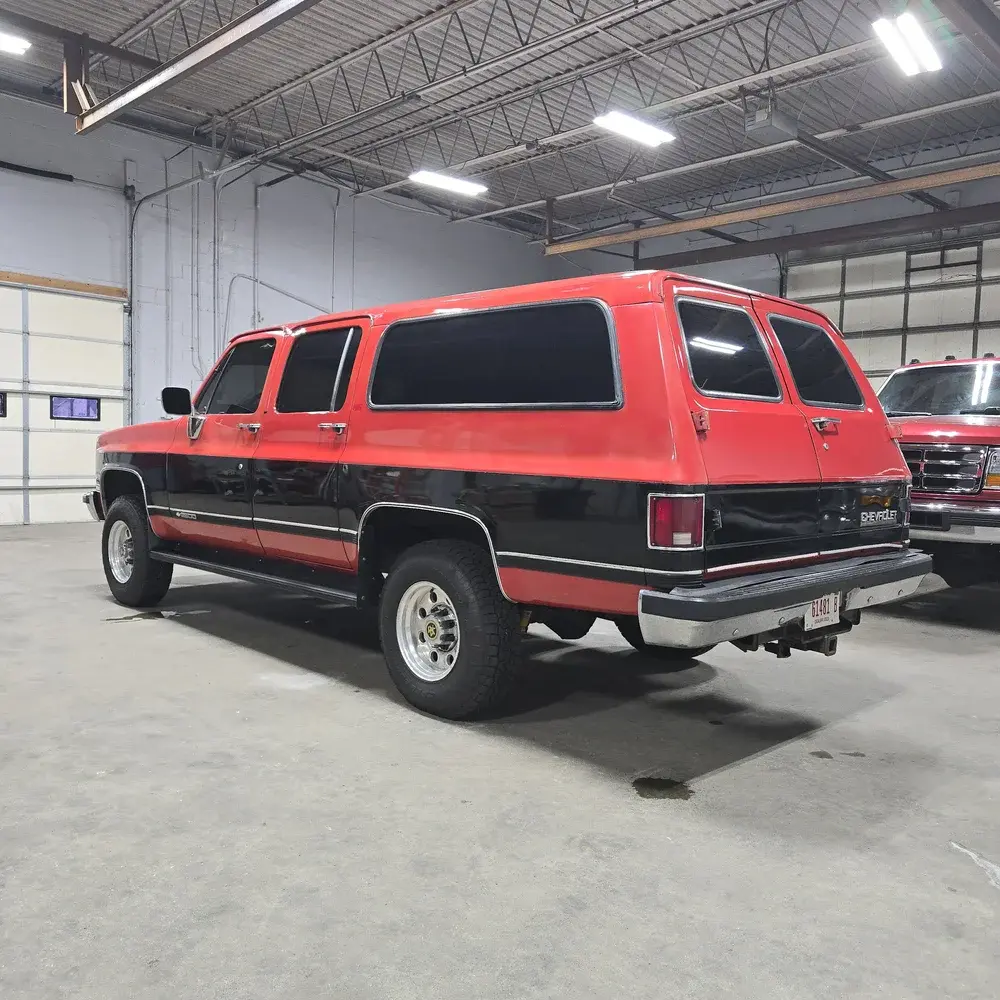 1989 Chevrolet Suburban 2500 - 3