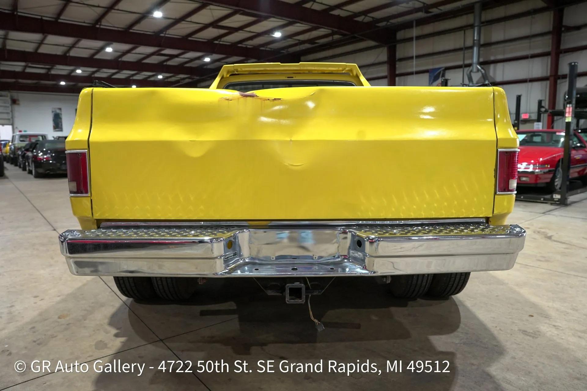 1982 GMC C2500 Classic