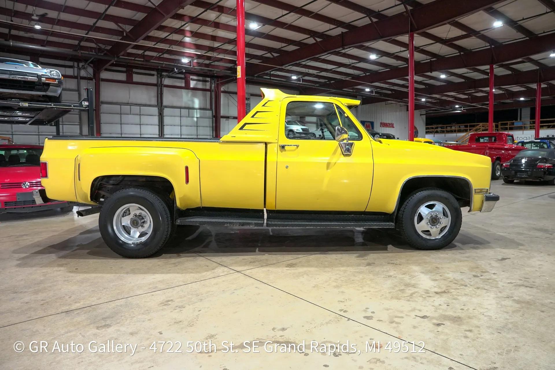 1982 GMC C2500 Classic