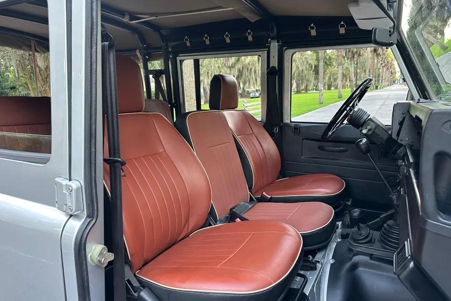 2000 Land Rover Defender 110