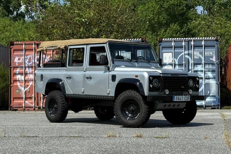 2000 Land Rover Defender 110