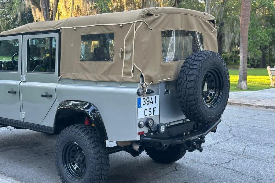 2000 Land Rover Defender 110