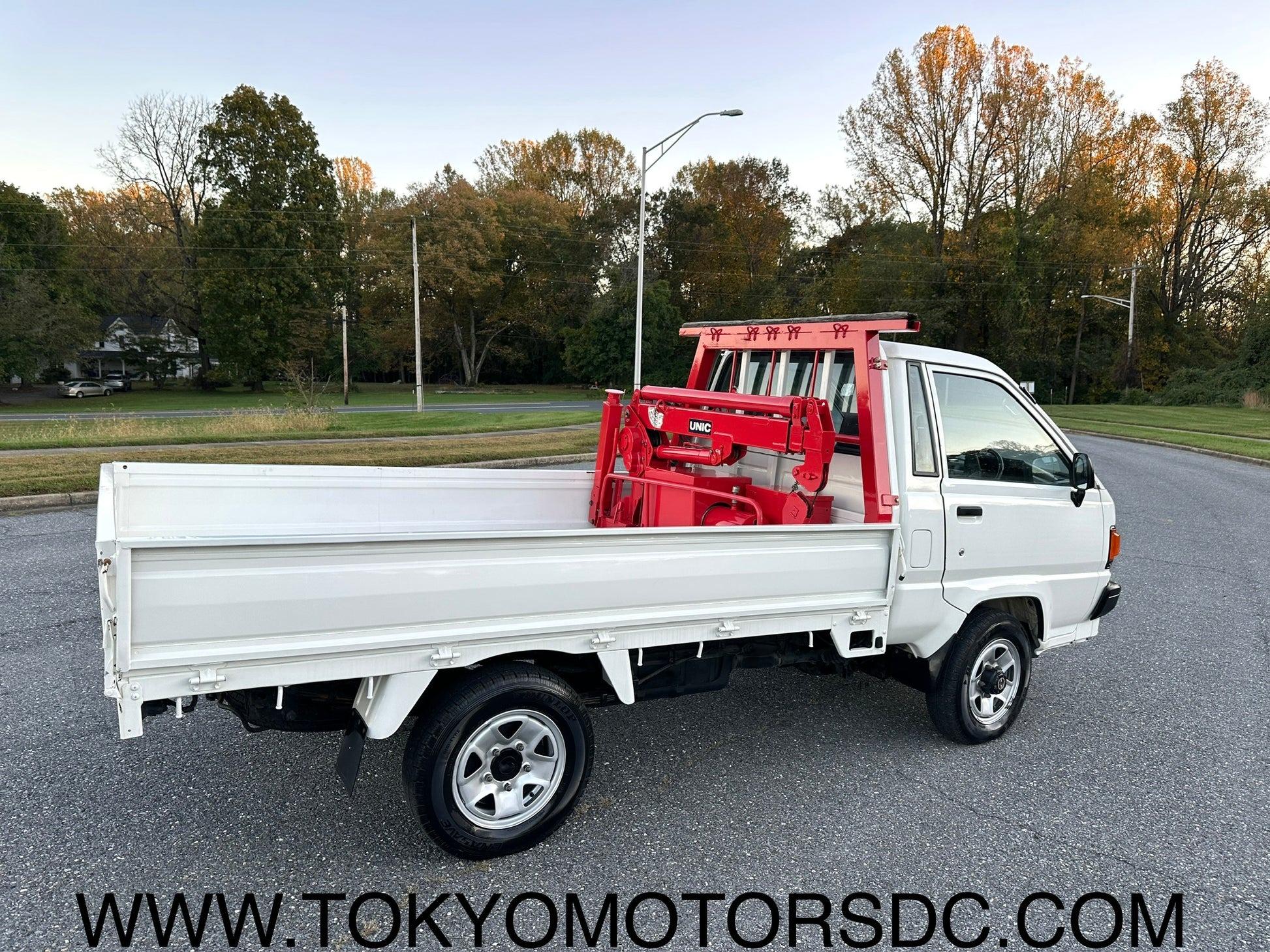 1993 Toyota Liteace Crane Truck