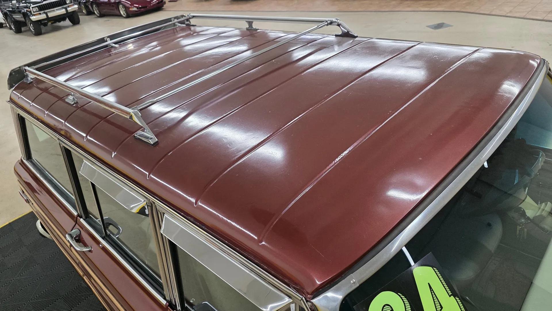 1984 Jeep Grand Wagoneer