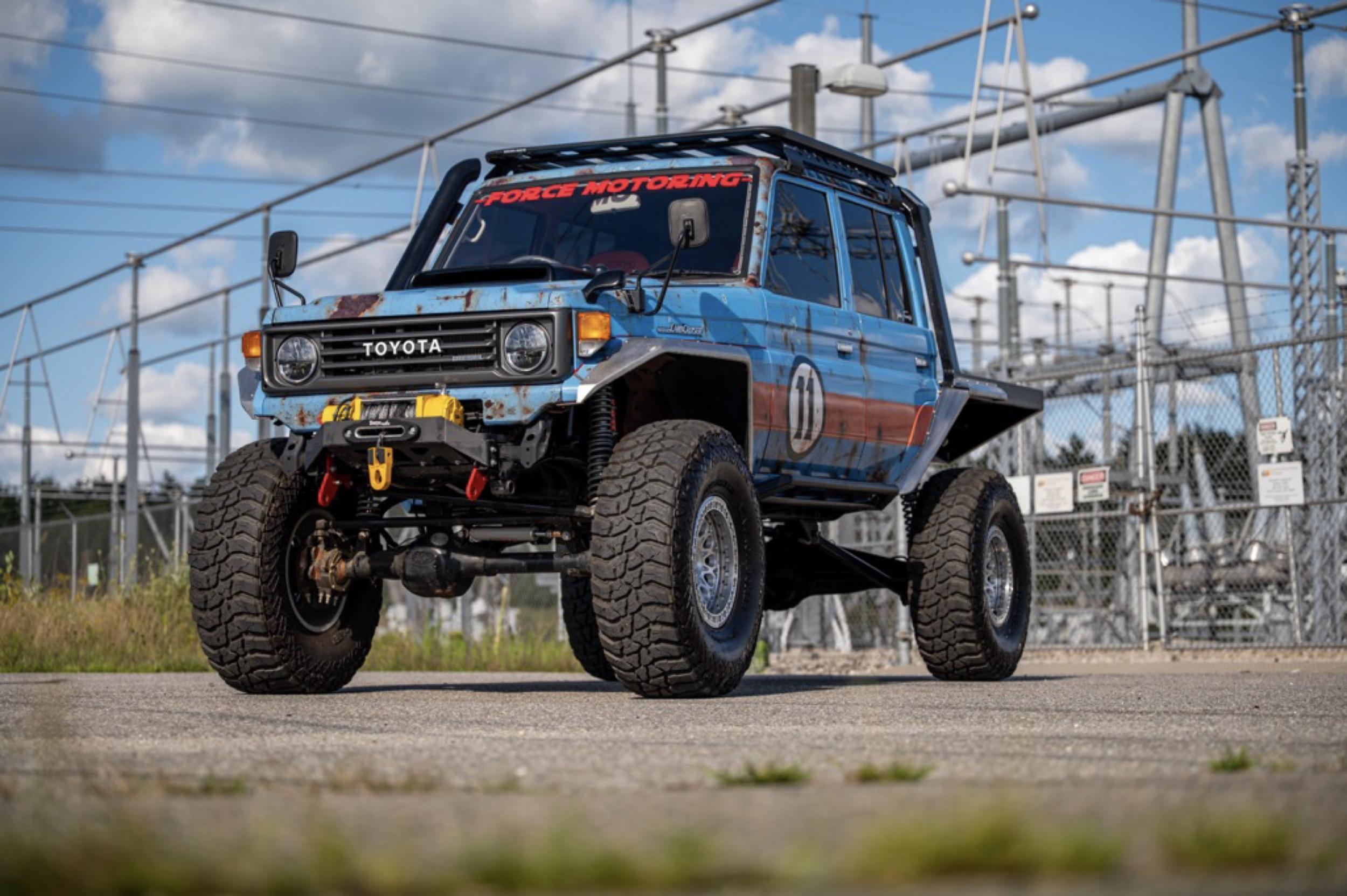 Toyota Land Cruiser