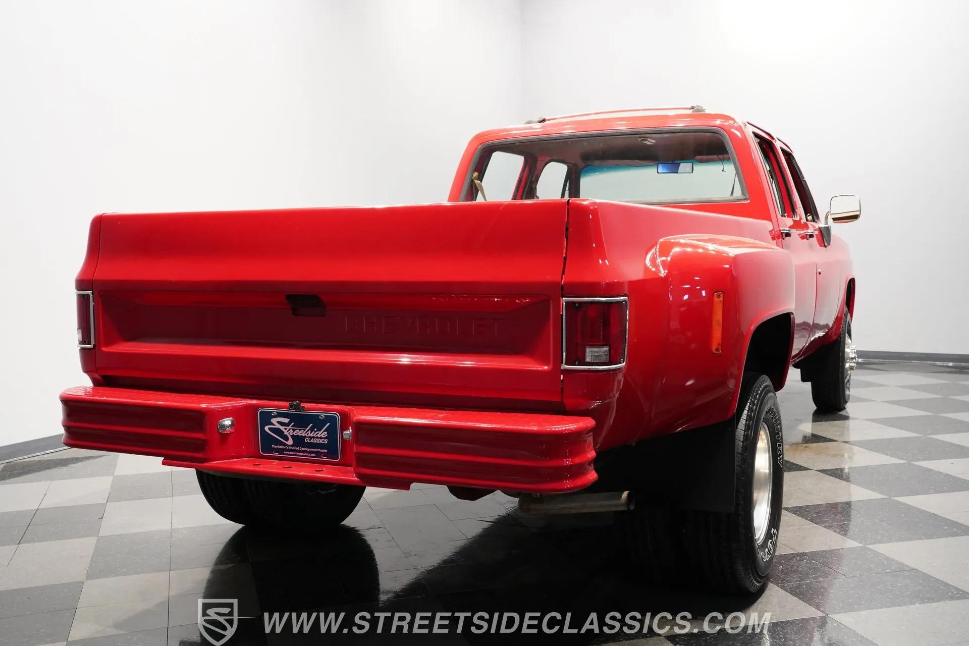 1990 Chevrolet K3500 Custom Deluxe