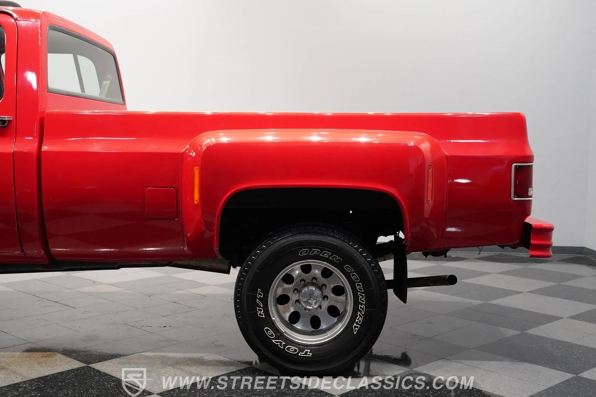 1990 Chevrolet K3500 Custom Deluxe