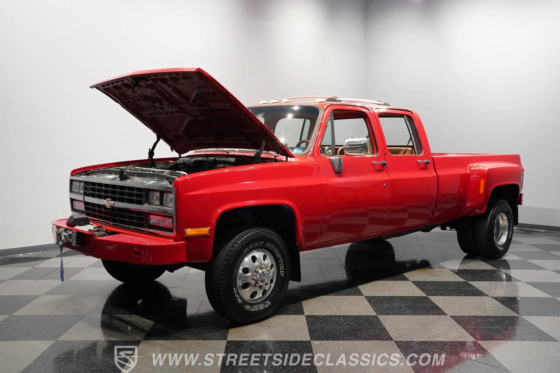 1990 Chevrolet K3500 Custom Deluxe