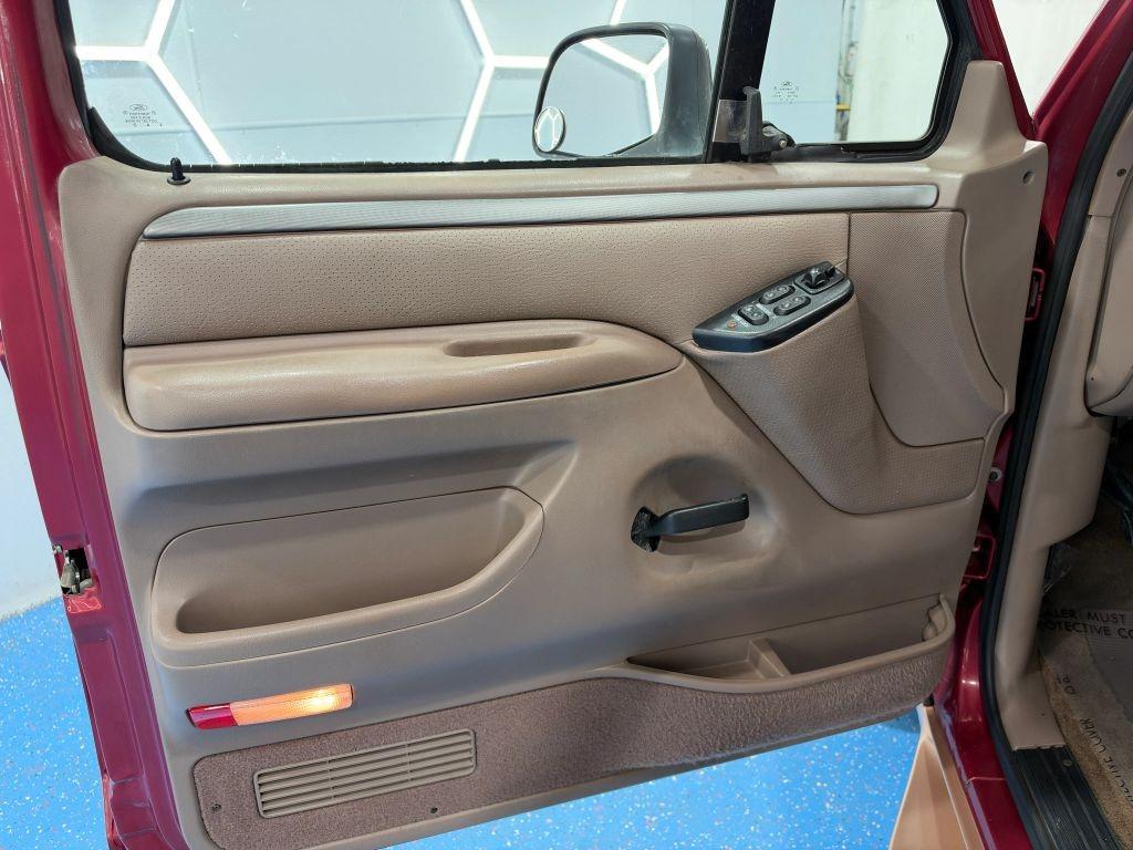 1995 Ford F-150 Eddie Bauer
