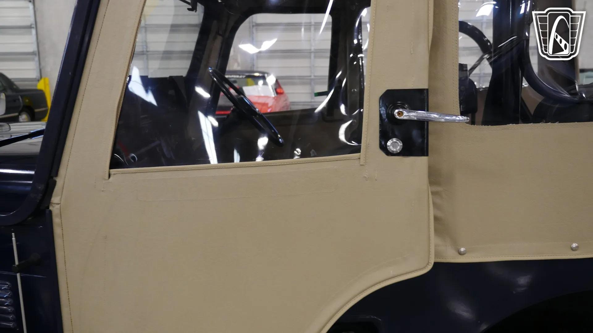 1981 Mitsubishi Jeep J54 KJ5 For Sale