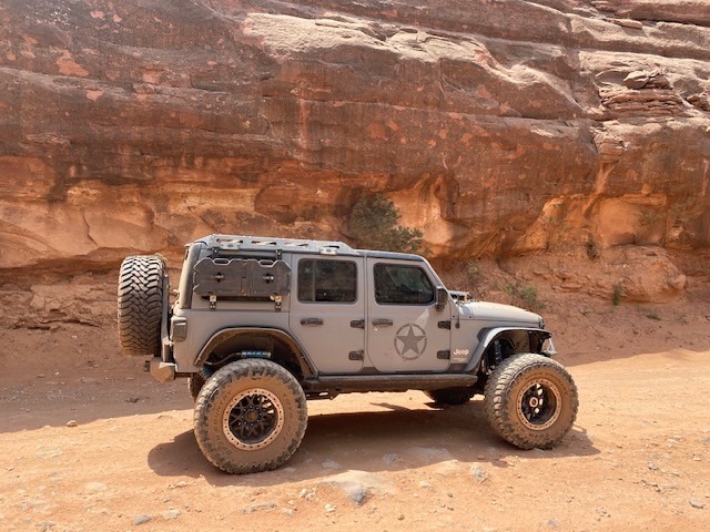 Modified 2018 Jeep Wrangler Unlimited Sport 4×4