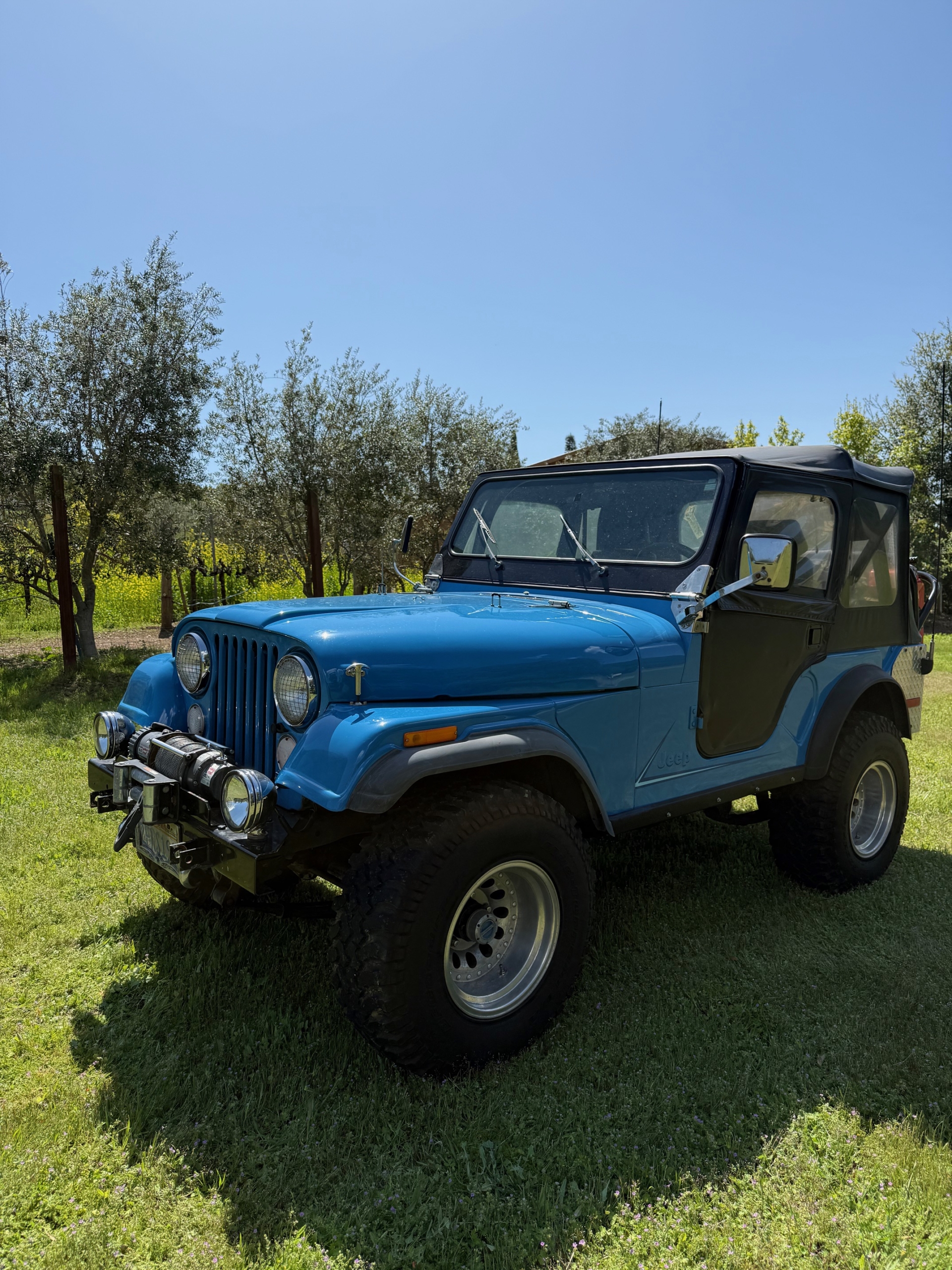 Modified 1976 Jeep CJ-5 Levi's Edition - 2