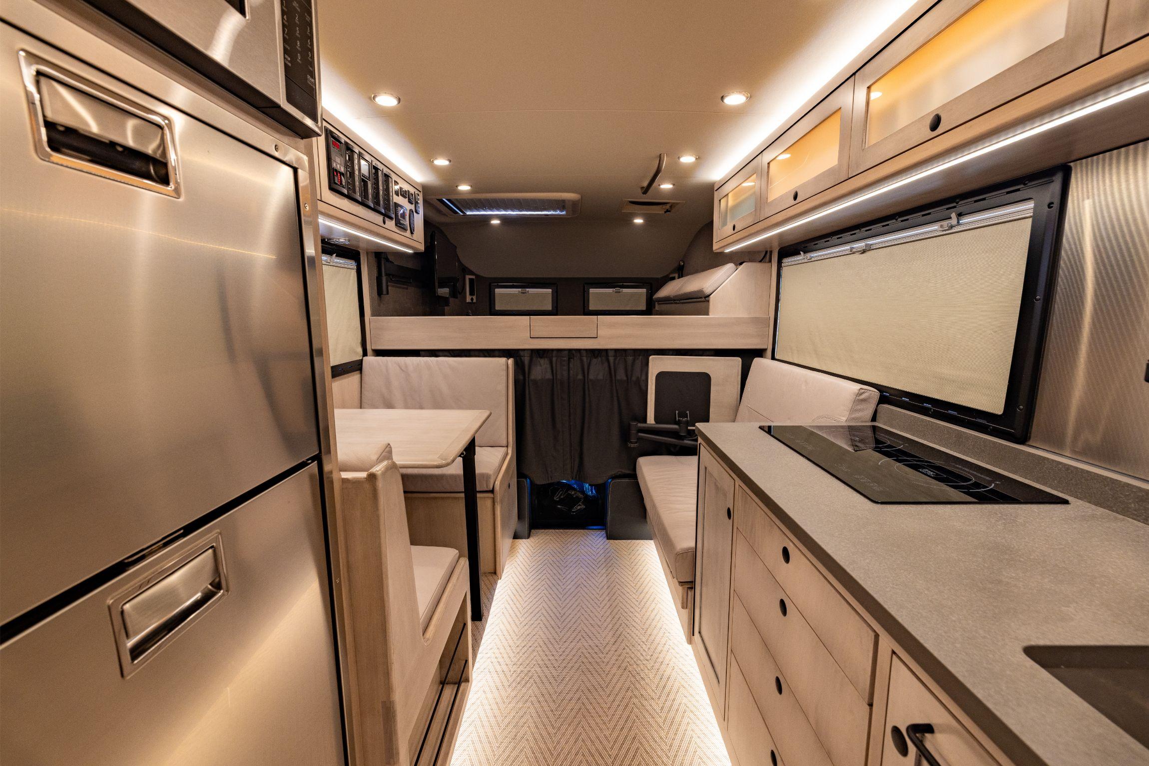 2019 EarthRoamer XV-LTS 232