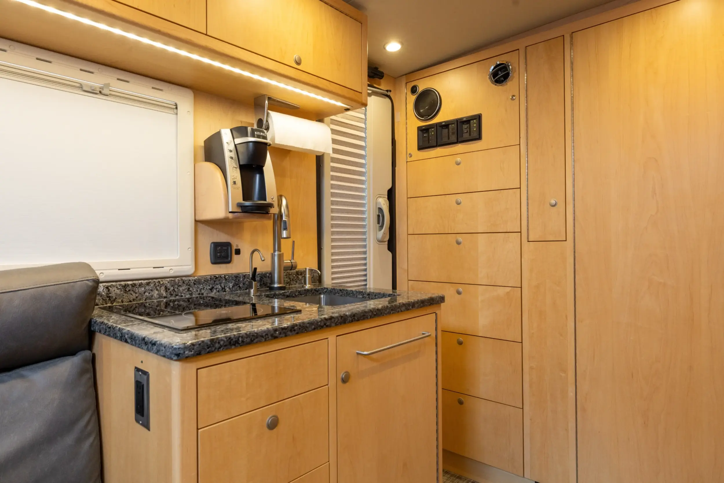 2016 EarthRoamer XV-LTS 157