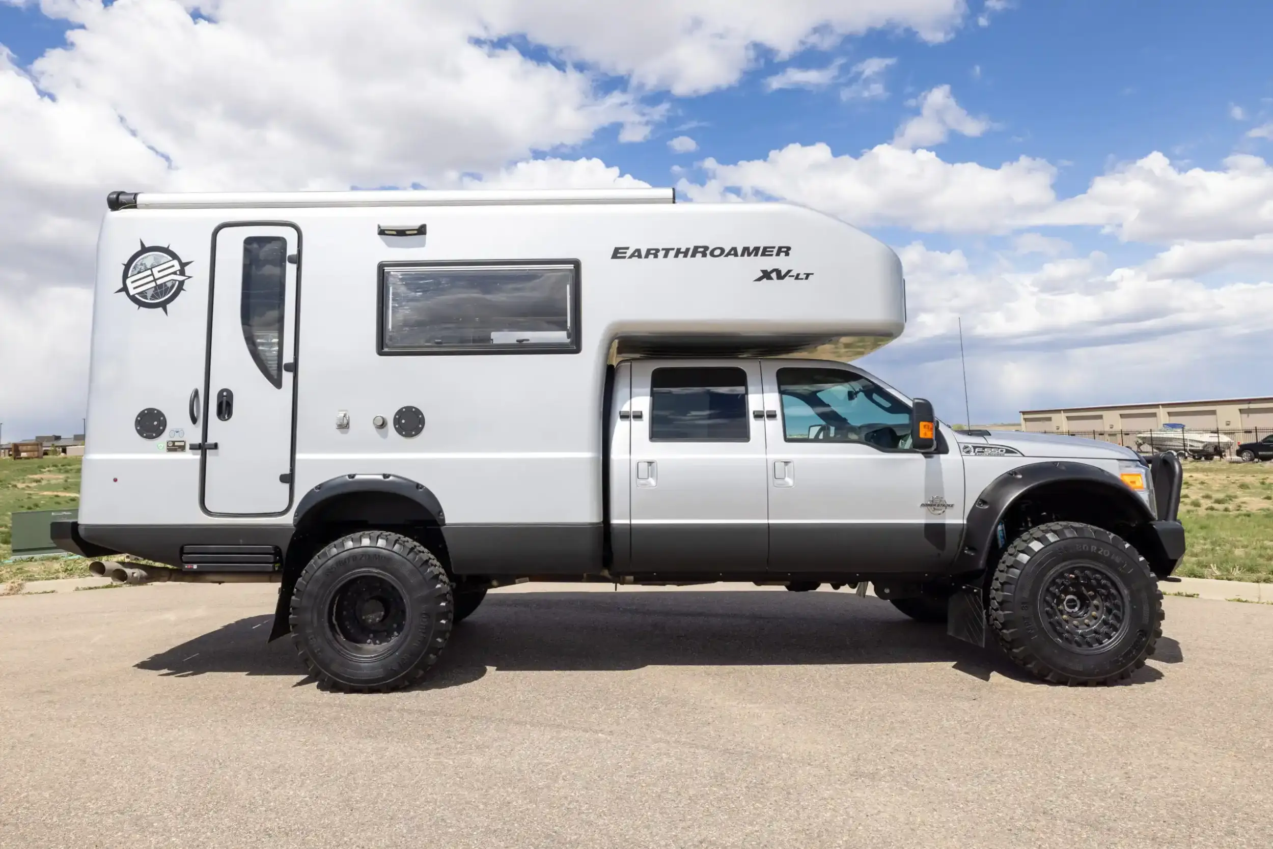 2016 EarthRoamer XV-LTS 157 - 4
