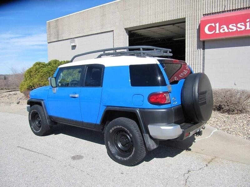 1-Owner 2007 Toyota FJ Cruiser