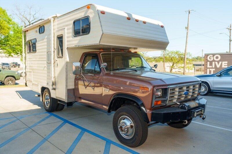 1986 Ford F-350 Pickup Camper - 5