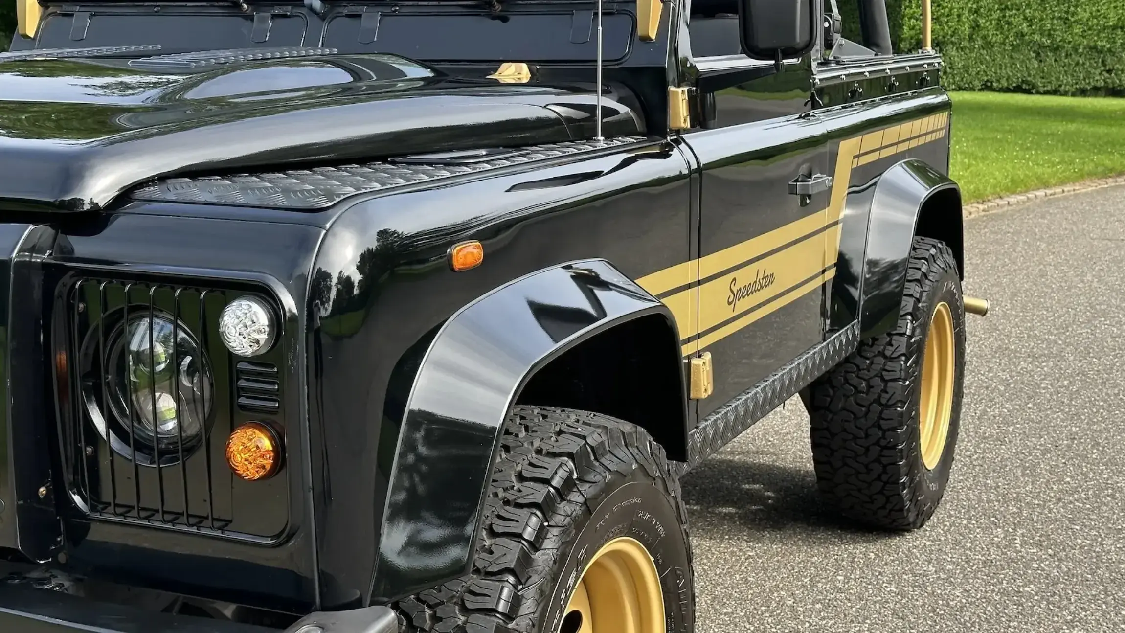 1990 Land Rover Defender 90 Convertible