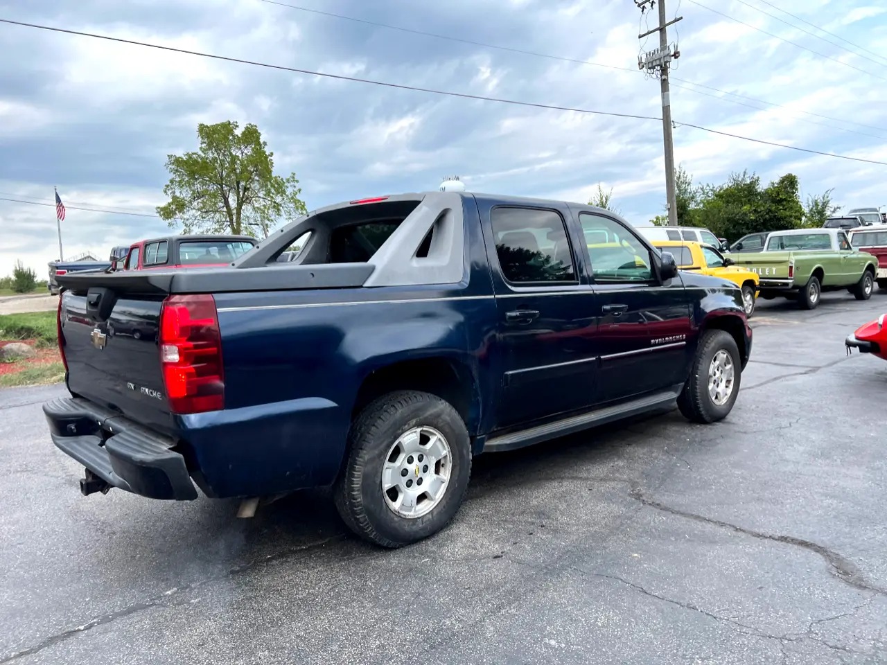2007 Chevrolet Avalanche - 3
