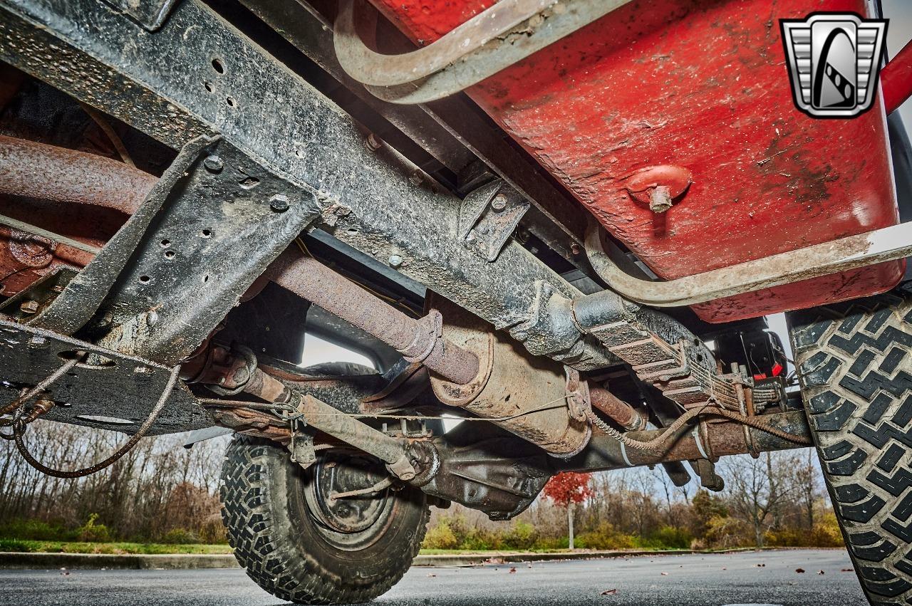 1961 Jeep FC-150 Dump Truck
